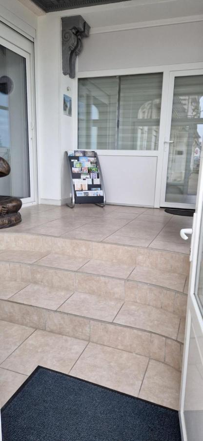 Appartement, Les Templiers, Rdc Vue Mer Proche Centre Ville Houlgate Bagian luar foto